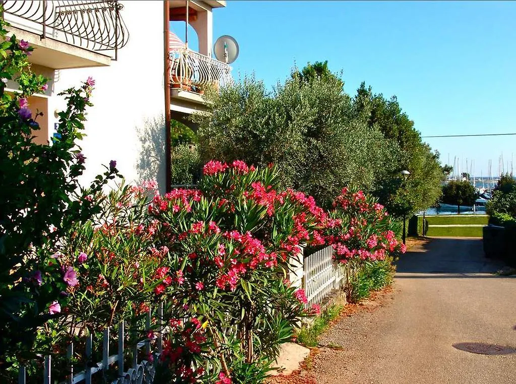 Seafront Apartment Jadri Umag